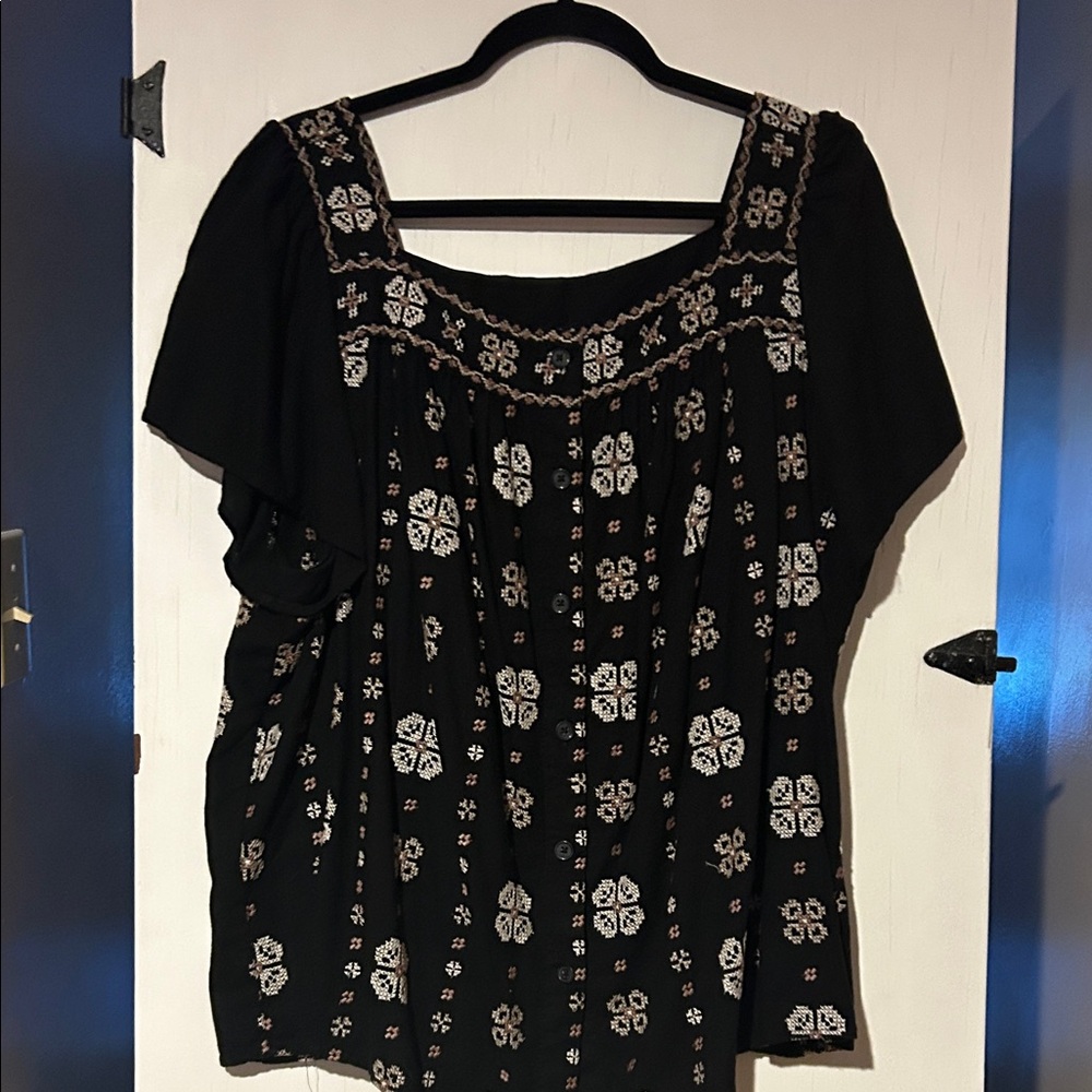 Torrid Black Blouse with White Embroidery